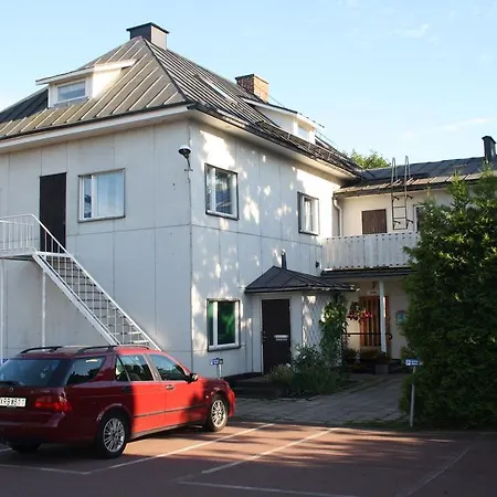 Gaesthem Kronan B&B *